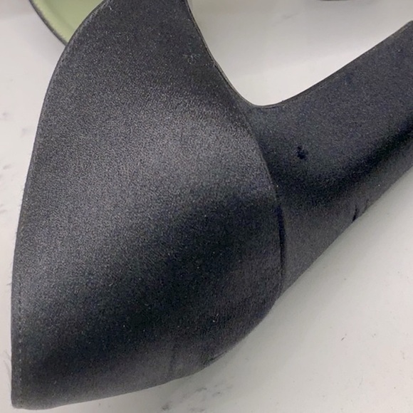 Richard Tyler Vintage Satin Heels w/ Rosette Detail - Picture 10 of 10